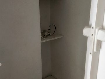 oficina en arriendo en patio bonito. Cod A218345