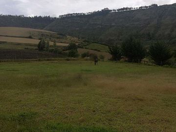Venta o cambio terreno en la provincia del Carchi