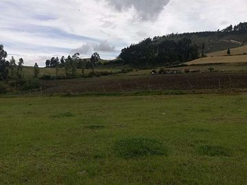Venta o cambio terreno en la provincia del Carchi