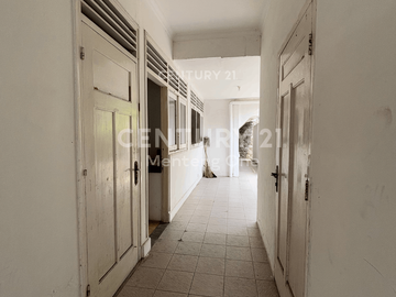 Rumah Klasik Terawat Di Menteng Jakarta Pusat