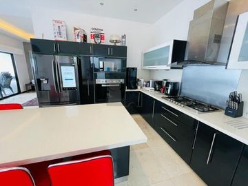 Venta de casa en residencial Monte Magno, Xalapa, Ver.