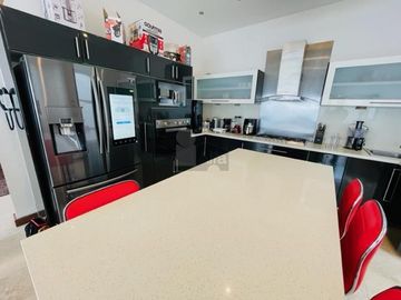 Venta de casa en residencial Monte Magno, Xalapa, Ver.
