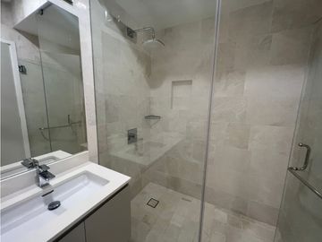 Venta de apartamento en Ocean Reef, Isla II