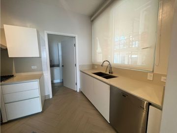 Venta de apartamento en Ocean Reef, Isla II