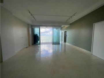 Venta de apartamento en Ocean Reef, Isla II