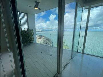 Venta de apartamento en Ocean Reef, Isla II