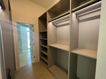 Venta de apartamento en Ocean Reef, Isla II