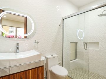 Casa en Condominio en Lomas de Cuernavaca, Temixco, Morelos CAEN-1009-Cd*