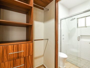 Casa en Condominio en Lomas de Cuernavaca, Temixco, Morelos CAEN-1009-Cd*