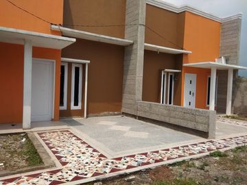 100 meter ke jalan raya rancaekek 5 menit PINTU TOL CILEUNYI