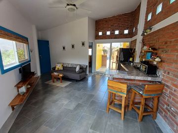 Puerto Lopez: Se Vende Casa Cerca del Mar en Puerto Lopez
