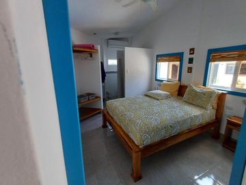 Puerto Lopez: Se Vende Casa Cerca del Mar en Puerto Lopez