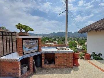 Puerto Lopez: Se Vende Casa Cerca del Mar en Puerto Lopez