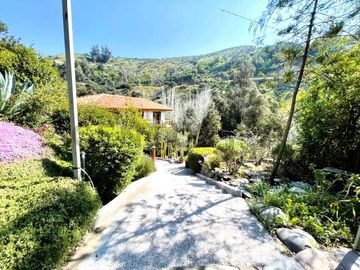Se vende casa Lo Barnechea, Sector El Arrayan