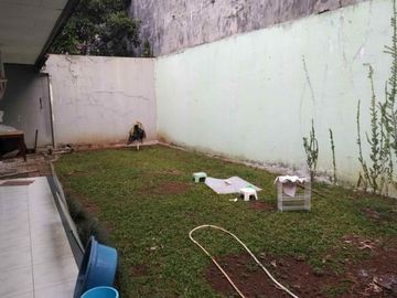 Rumah Cinere di Perumahan Bukit Cinere Indah