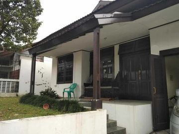 Rumah Cinere di Perumahan Bukit Cinere Indah