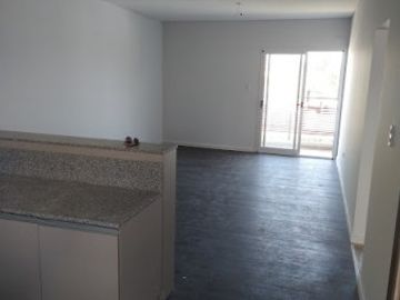 Depto en complejo City Garden