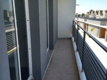 Depto en complejo City Garden