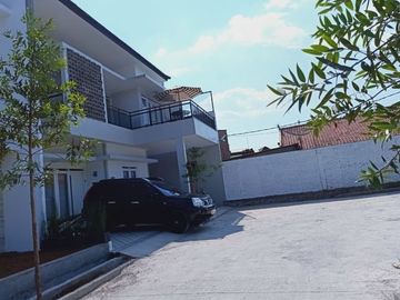 Rumah Siap Huni Lokasi Strategis Antapani Full Furnished