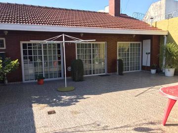 Casa en venta en Lomas de Zamora Oeste