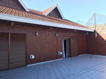 Casa en venta en Lomas de Zamora Oeste