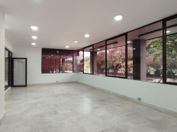 local en arriendo en los colores. Cod A3933