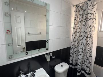 HERMOSA, LUMINOSA Y AMPLIA PROPIEDAD EN VILLA LOS AROMOS