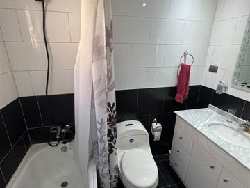 HERMOSA, LUMINOSA Y AMPLIA PROPIEDAD EN VILLA LOS AROMOS