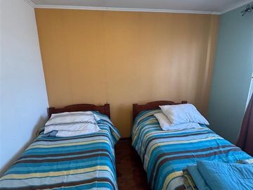 HERMOSA, LUMINOSA Y AMPLIA PROPIEDAD EN VILLA LOS AROMOS
