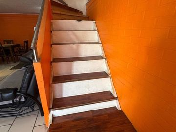 HERMOSA, LUMINOSA Y AMPLIA PROPIEDAD EN VILLA LOS AROMOS