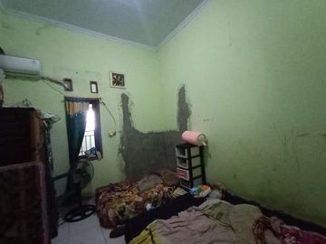 Rumah kokoh termurah cantik strategis di Karangsatria Bekasi