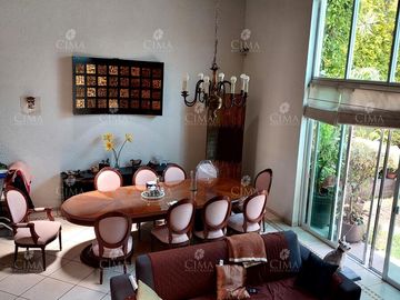 VENTA CASA EN DELICIAS. CUERNAVACA- V135