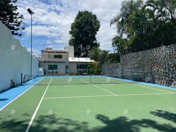 VENTA CASA EN DELICIAS. CUERNAVACA- V135