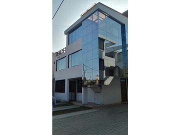 VENTA DE CASAS EN CONDOMINIO CERCA A LA UNT