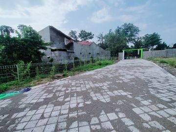 Lebar Jalan 5 Meter, Tanah Kaliurang Km 8 Bebas Pajak