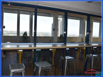 RFO 31.66sqm 1BR @STUD A-KATIPUNAN INFRONT OF ATENEO DE MLA