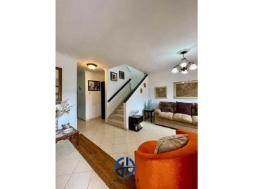 SE VENDE CASA EN EL CONJUNTO CERRADO SAN CARLOS EN LA AVENIDA LIBERTAD