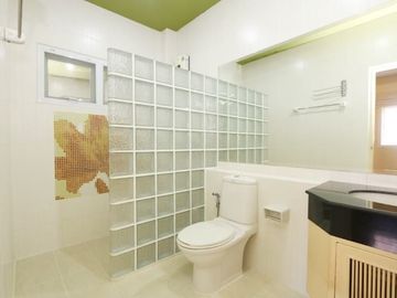 4 Bedroom House for sale at 