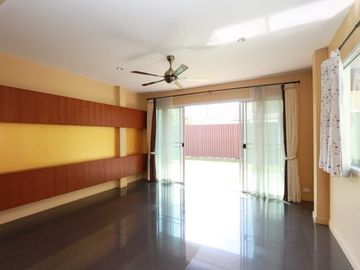 4 Bedroom House for sale at 