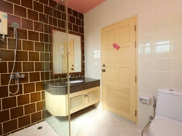 4 Bedroom House for sale at 