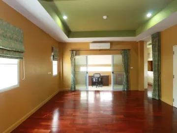 4 Bedroom House for sale at 