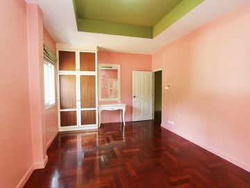 4 Bedroom House for sale at 