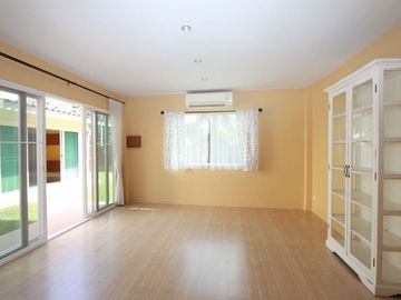 4 Bedroom House for sale at 