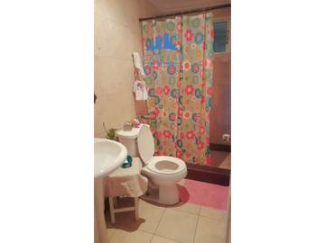 SE VENDE CASA, 4 CABAÑAS Y 1 APARTAMENTO EN CERRO AZUL
