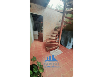 SE VENDE CASA, 4 CABAÑAS Y 1 APARTAMENTO EN CERRO AZUL