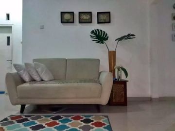 Rumah Cantik di Cisaranten Arcamanik Dekat Antapani