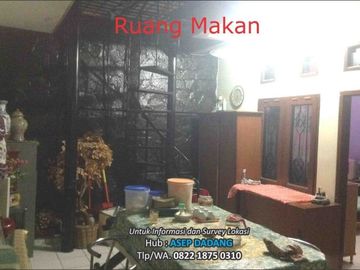 Rumah Taman Raflesia Kawaluyaan dekat Mesjid, Lapangan Tenis