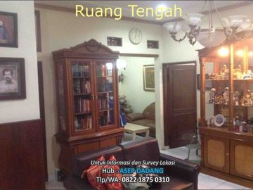 Rumah Taman Raflesia Kawaluyaan dekat Mesjid, Lapangan Tenis