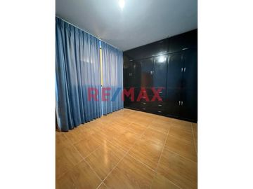 📍 Ubicación: Calle Pimentel 124, Santa Victoria
📐 Área Total: 122.40 m²

Características del Departamento:
🛏️ 3 Habitaciones amplias con closets,