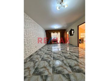 📍 Ubicación: Calle Pimentel 124, Santa Victoria
📐 Área Total: 122.40 m²

Características del Departamento:
🛏️ 3 Habitaciones amplias con closets,